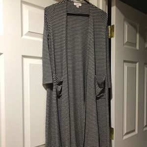 LuLaRoe Sarah